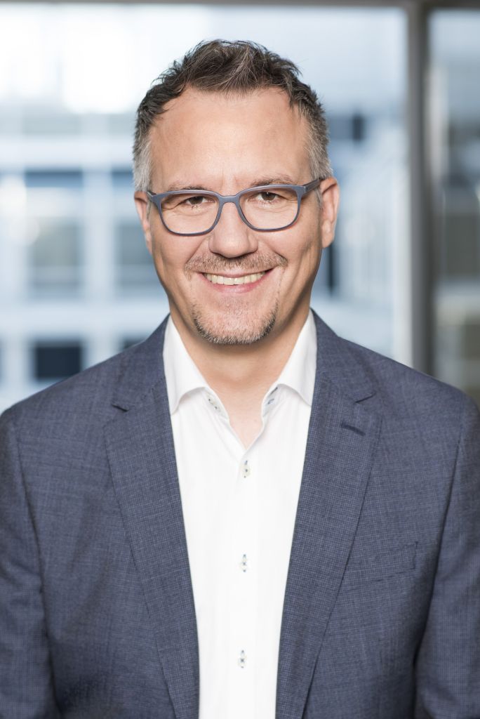 Dr. Armin Schulz