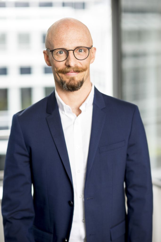 Dr. Tim Sturm