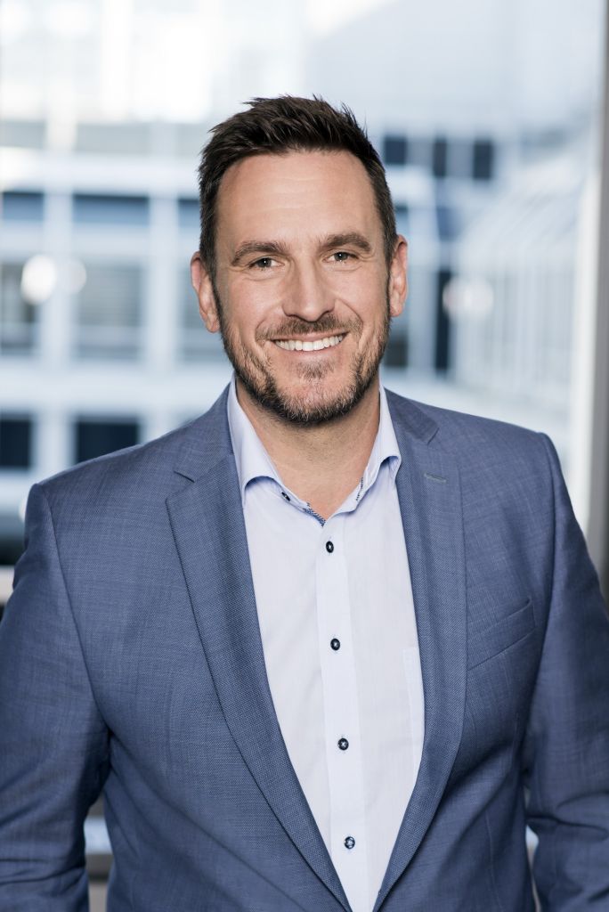 Dr. Stefan Wenzel